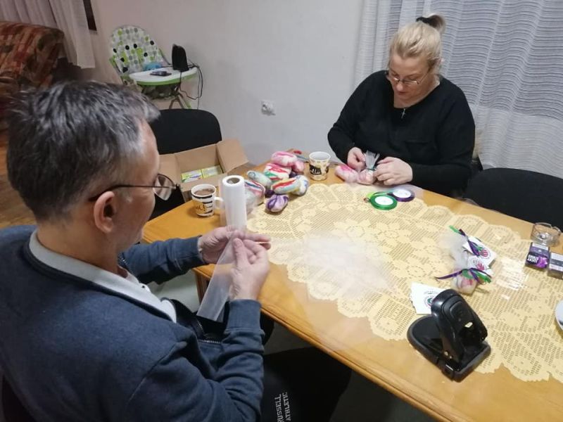 Vredne ruke za male heroje